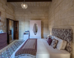 Khách sạn The Stone House (St. Julian's, Malta)