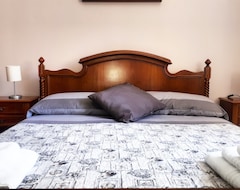 Bed & Breakfast Casa Mafalda - Rooms, Friends And More Affittacamere - Guest House (Senigallia, Italija)