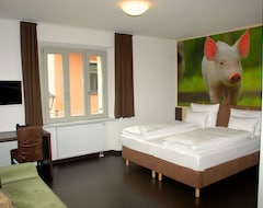 Khách sạn Hezelhofs Radl-Hotel (Wassertrüdingen, Đức)