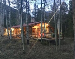 Tüm Ev/Apart Daire 2 Br Waterfront/river Front Log Cabin With Spectacular Mountain Views (Nathrop, ABD)