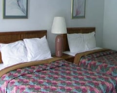 Hotel Budget Host Inn & Suites (Muskogee, USA)
