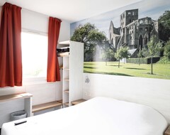 Brit Hotel Confort Saint-lô (Saint-Lô, France)