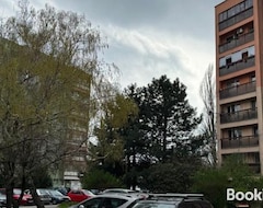 Koko talo/asunto Barbyb Apartment (Bratislava, Slovakia)