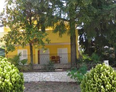 Tüm Ev/Apart Daire Holiday Apartment With Terrace And Dishwasher (Poreč, Hırvatistan)