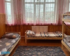 Hostelli Sun City Hostel (Bischkek, Kyrgyzstan)