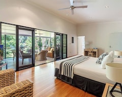 Otel The Boutique Collection Bramston Beach Luxury Holiday House (Innisfail, Avustralya)