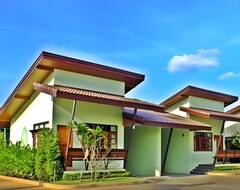 Koko talo/asunto Baan Ingna (Chaiyaphum, Thaimaa)