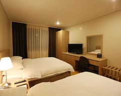 Khách sạn Hotel Emillia Palgong (Daegu, Hàn Quốc)