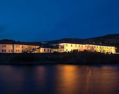An Chuirt Gweedore Court Hotel (Gweedore, İrlanda)