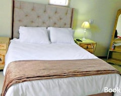 Bed & Breakfast Philipot BnB (Komga, Etelä-Afrikka)