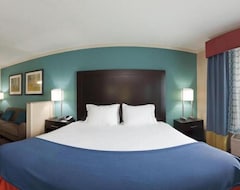 Hotelli Holiday Inn Express Hotel & Suites North Kansas City, an IHG Hotel (Kansas City, Amerikan Yhdysvallat)