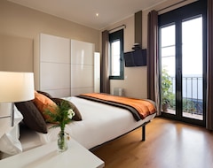 Hotelli Lugaris Rambla Apartments (Barcelona, Espanja)