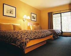 Hotel Executive Resort at Kananaskis (Kananaskis Village, Canada)