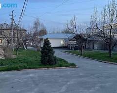 Albergue NOVO Hostel (Osh, Kirguistán)