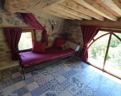 Toàn bộ căn nhà/căn hộ Luxury cottage in the heart of a preserved site (Caixas, Pháp)