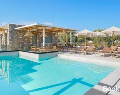 Otel Azzure Luxury Suites (Potos, Yunanistan)