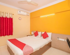 Khách sạn OYO 5590 Ujwal Residency (Bengaluru, Ấn Độ)