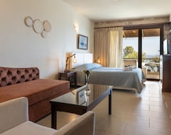 Hotel Enalio Suites (Lechaio, Grčka)