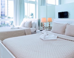 Khách sạn Bay16 Beachfront 2 Bedroom Condo-hotel Bayview & Parking (Miami Beach, Hoa Kỳ)