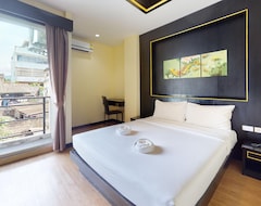 Khách sạn Metro Hotel & Spa (Nakhon Si Tammarat, Thái Lan)