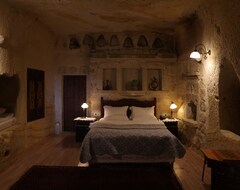 Elkep Evi Cave Hotel (Ürgüp, Turkey)