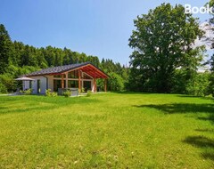 Koko talo/asunto Awesome Home In Brezova Gora With Sauna, Wifi And 2 Bedrooms 2 (Bednja, Kroatia)