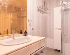 Cijela kuća/apartman Nice Apartment In Mlaga With Wifi And 4 Bedrooms (Malaga, Španjolska)