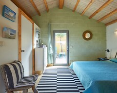 Koko talo/asunto Villa Marulha-Winch-Walk To Guincho Beach, Private House With Garden (Cascais, Portugali)