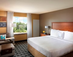 Otel TownePlace Suites Houston Intercontinental Airport (Houston, ABD)