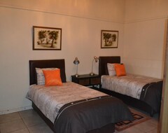 Khách sạn Kestell  & Guesthouse (Kestell, Nam Phi)