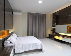 Hotelli Twinstar Solo (Surakarta, Indonesia)