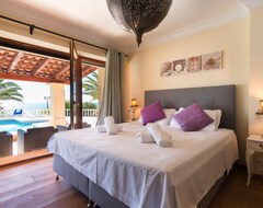 Koko talo/asunto Impressive New Built Villa with Sea Views (Alcudia, Espanja)