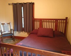 Entire House / Apartment Cozy, Comfortable Bungalow For Your Visit To Amery. (Amery, USA)