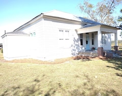 Casa rural Remodeled Farmhouse, Close To Moultrie, Thomasville And Valdosta! (Pavo, EE. UU.)