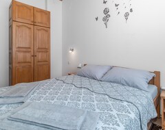 Tüm Ev/Apart Daire 3 Bedroom Accommodation In Kraljevica (Kraljevica, Hırvatistan)