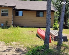 Entire House / Apartment The Cove (Little Current, Canada)
