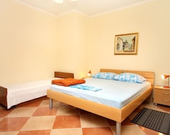 Tüm Ev/Apart Daire One Bedroom Apartment With Balcony Sućuraj, Hvar (A-6732-A) (Sućuraj, Hırvatistan)