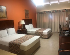 Hotelli Carl'S Unique Inn & Conference Facilities (Cole Bay, Sint Maarten)