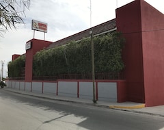 Khách sạn Hotel El Refugio (Tijuana, Mexico)