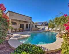 Tüm Ev/Apart Daire Warm Desert Oasis With Private Pool And Gas Fire Pit! (Goodyear, ABD)