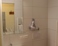 Double Room With Shower, Wc De Luxe - Hotel Post Mauterndorf Og (Mauterndorf, Austria)