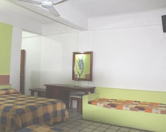 Hotel Arrecife Plus (Huatulco, Mexico)