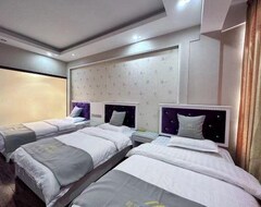 Khách sạn Gewajian Hotel (Diqing, Trung Quốc)