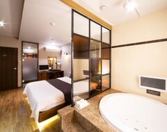 Khách sạn Ulsan Yeongnam Alps Demeure Hotel (Ulsan, Hàn Quốc)