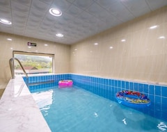 Hotelli Namyangju Clover Pool Villa (Namyangju, Etelä-Korea)