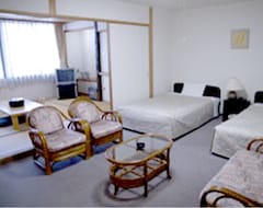 Yao Grand Hotel (Yao, Japan)
