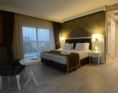 Hotel Navona (Mersin, Turquía)