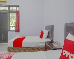 Hotelli Collection O 90589 Palem Garden Hotel (Tulungagung, Indonesia)