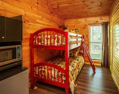 Hotel Bigfoot Lodge Room Four - East Tn Adventures Here (Dalton, Sjedinjene Američke Države)