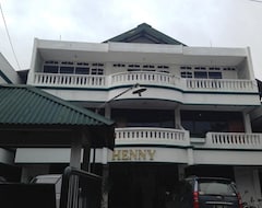 Hotel Henny Executive Homestay (Surabaya, Indonesia)